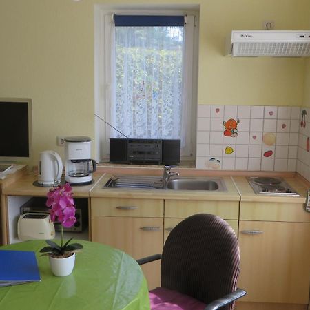 Ferienwohnungen "Marie" Mit Terrassen, Inclusive Park- Und Stellplaetze Am Haus, Mueritz-Strand Nur 700M, Altstadt 10Min, Ruhige Lage, Waren  Chambre photo