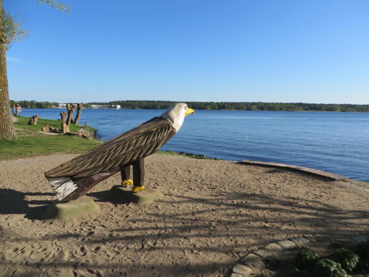 Ferienwohnungen "Marie" Mit Terrassen, Inclusive Park- Und Stellplaetze Am Haus, Mueritz-Strand Nur 700M, Altstadt 10Min, Ruhige Lage, Waren  Extérieur photo