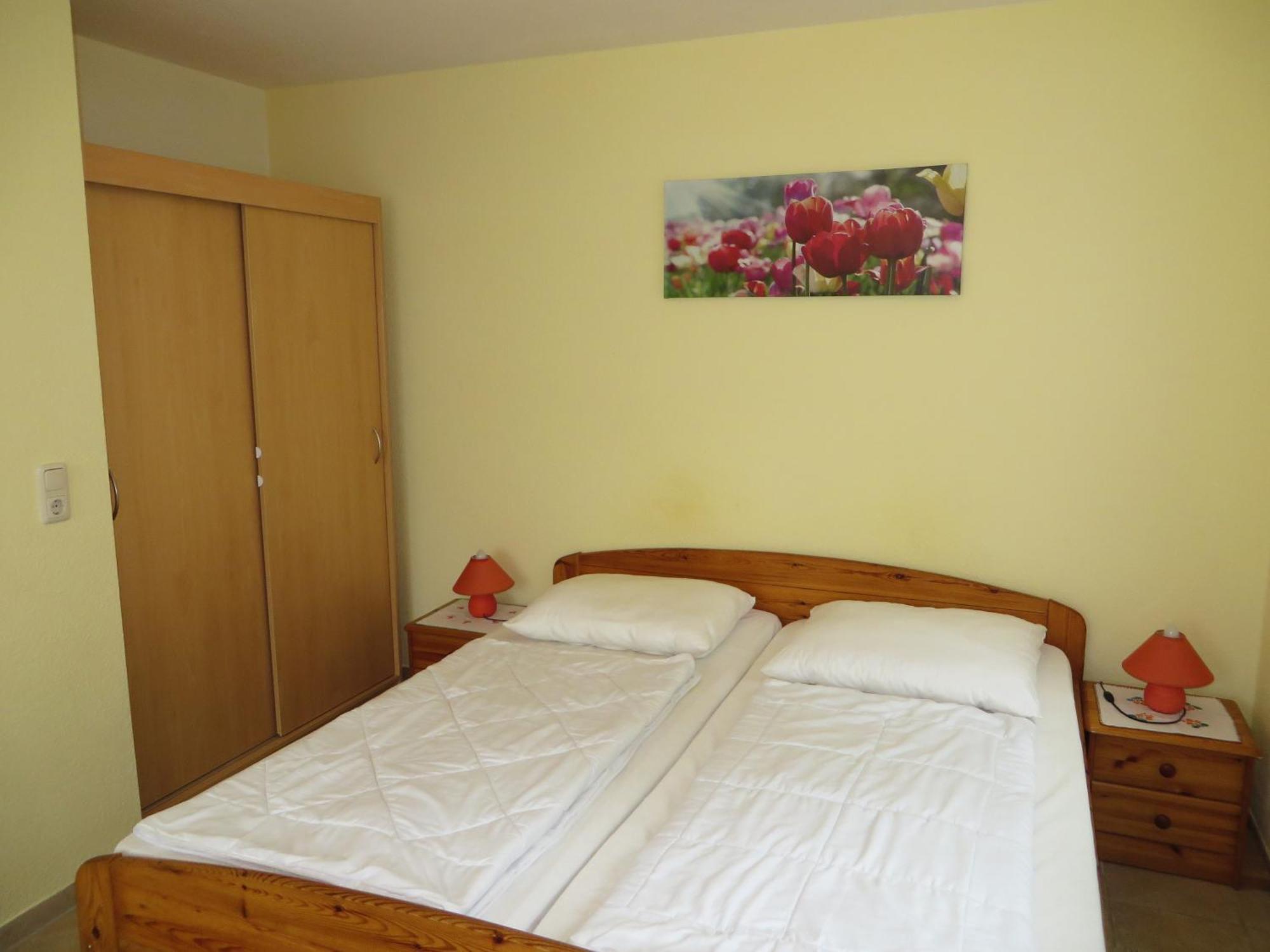 Ferienwohnungen "Marie" Mit Terrassen, Inclusive Park- Und Stellplaetze Am Haus, Mueritz-Strand Nur 700M, Altstadt 10Min, Ruhige Lage, Waren  Extérieur photo